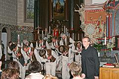 Chor Oreya  Oreya Konzert in St. Maximinus Ellar Mai 2009