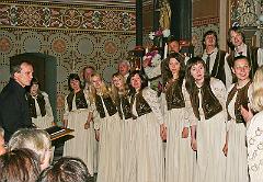 Chor Oreya  Oreya Konzert in St. Maximinus Ellar Mai 2009